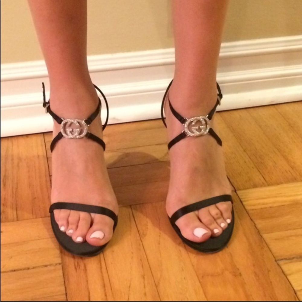 Authentic black Gucci heels with box